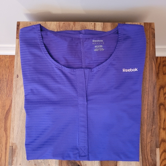 Reebok DryFit Top - Picture 3 of 4